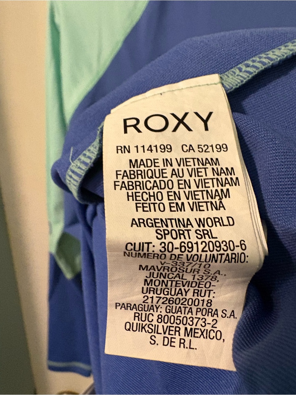 Roxy Rashguard - Picture 4 of 4